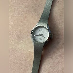 Vintage Onsa Incabloc Stainless Steel Analog Ladies Watch